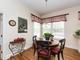 Eat-in Kitchen