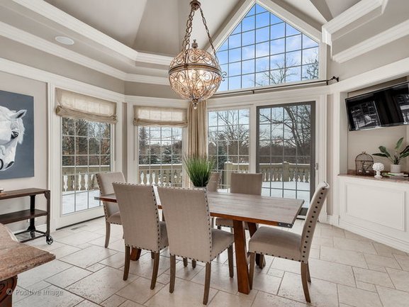 Breakfast Room